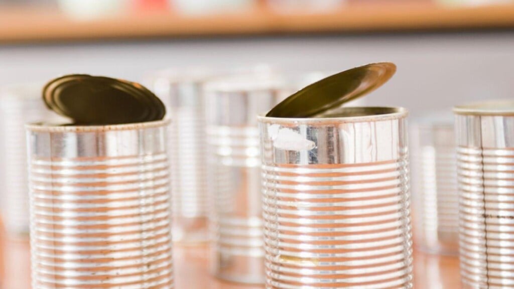 cans