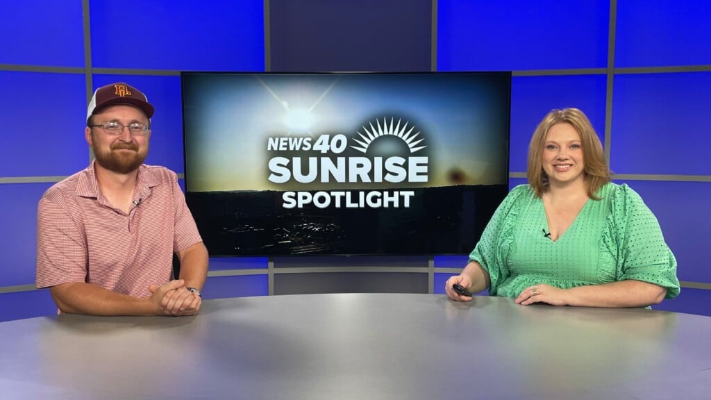 Spotlight 6 25