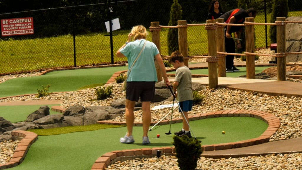 Casa Mini Golf Fundraiser Pkg00 00 00 00still001