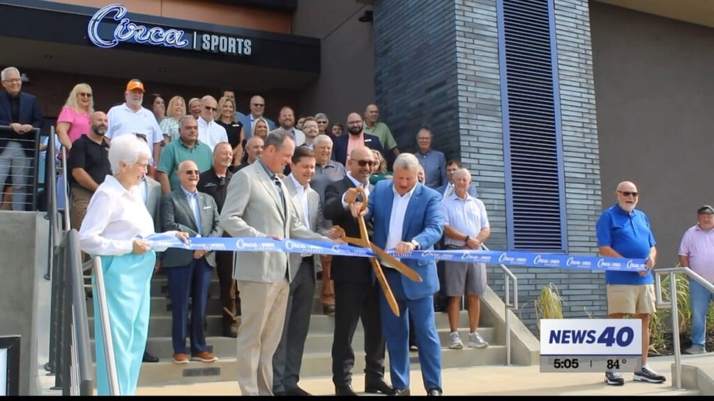 Circa Sports Ribbon Cutting