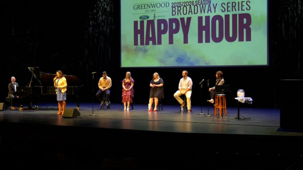 Broadway Happy Hour Vo00 00 10 00still001