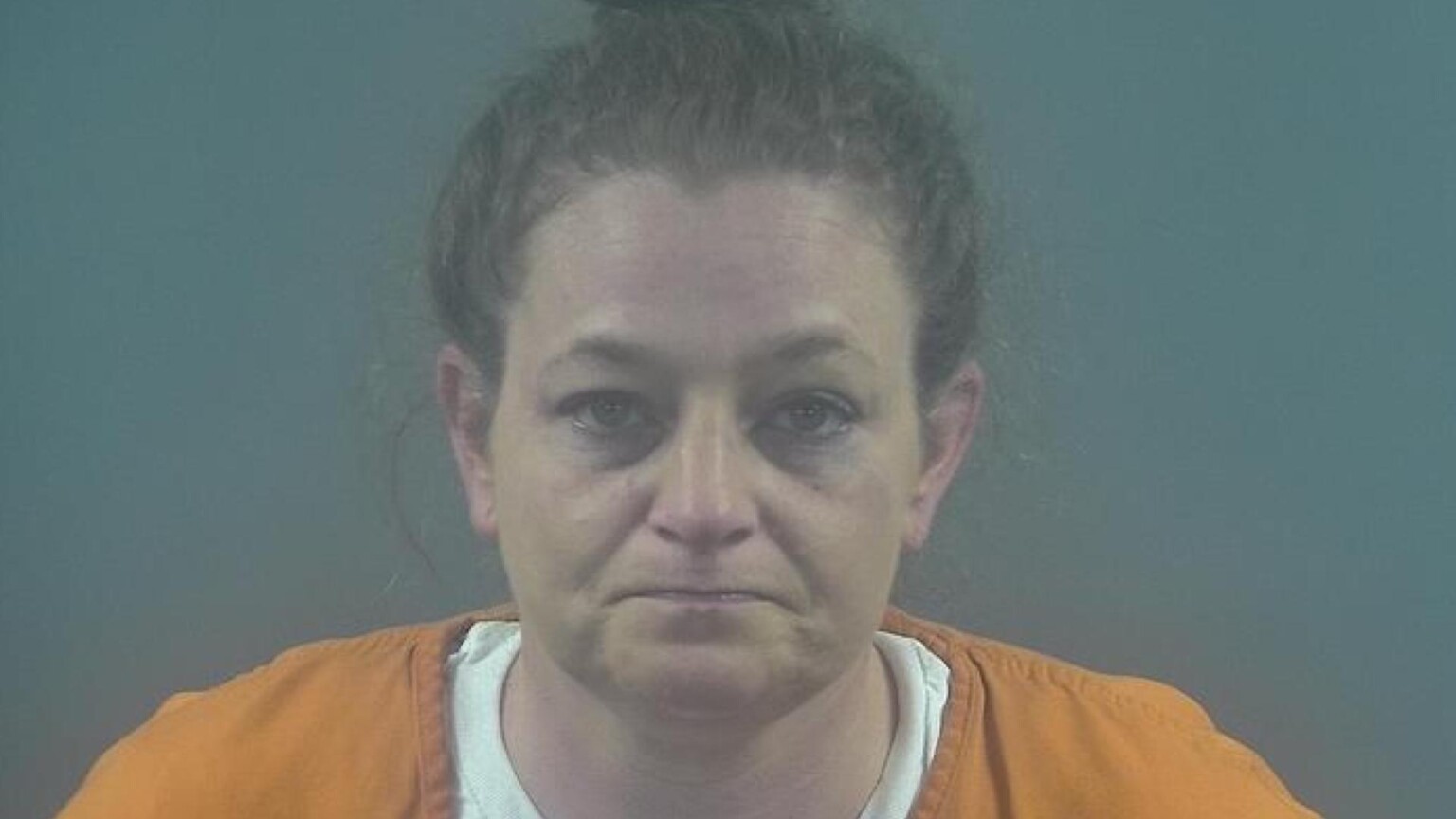 Bowling Green woman arrested after wreck, charged with drug possession ...
