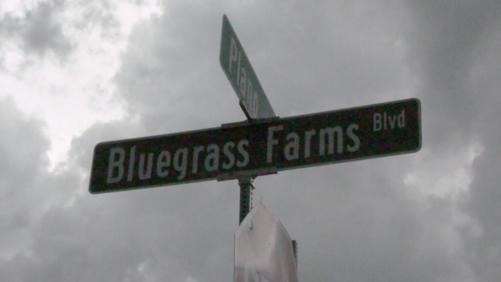 Bluegrass Farms Pkg00 00 00 00still001