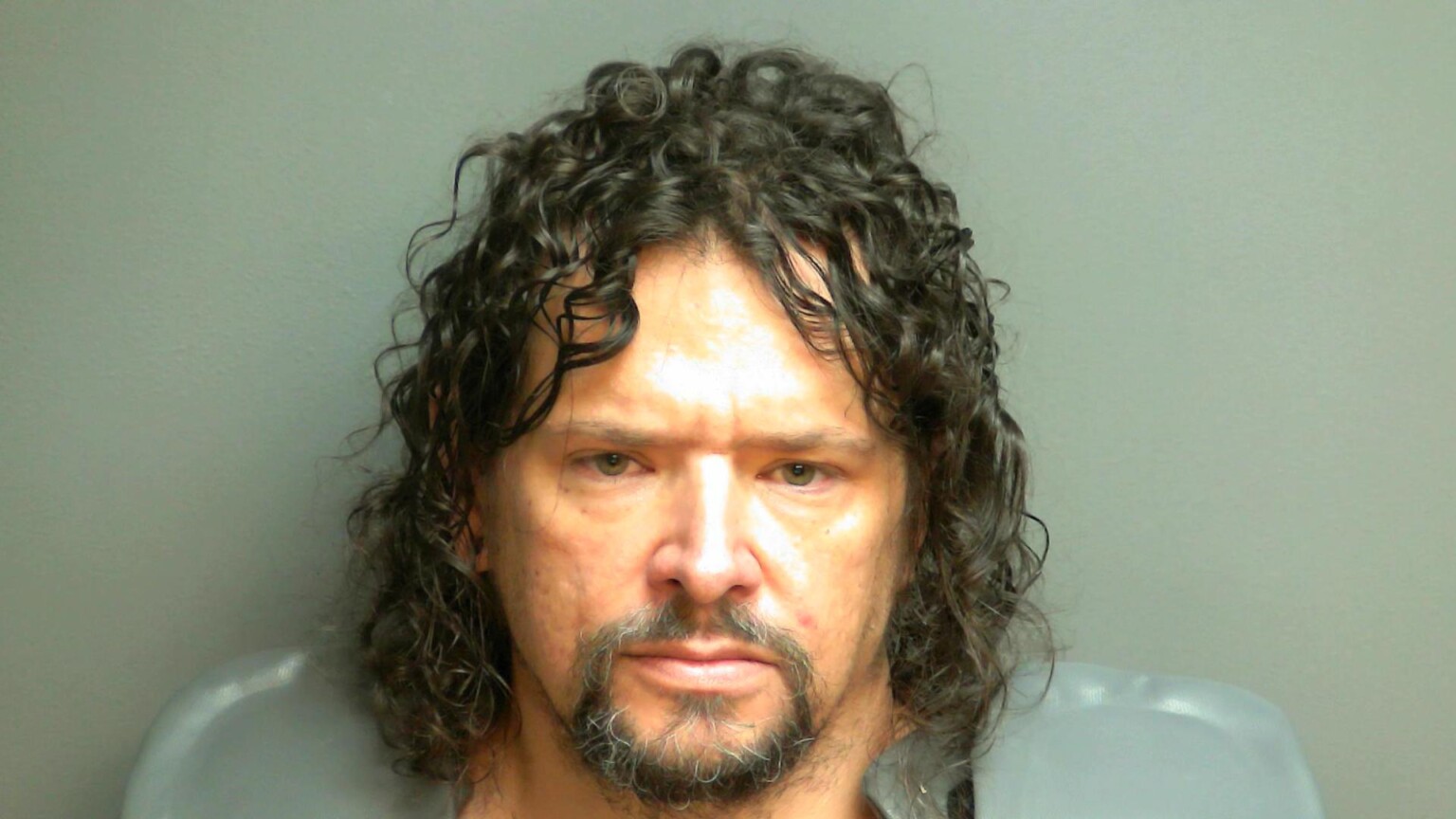 Franklin man arrested after barricade incident - WNKY News 40 Television