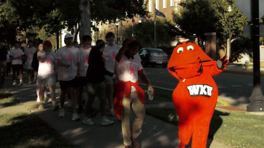 Wku Sga Pink Walk Vo00 00 10 00still001