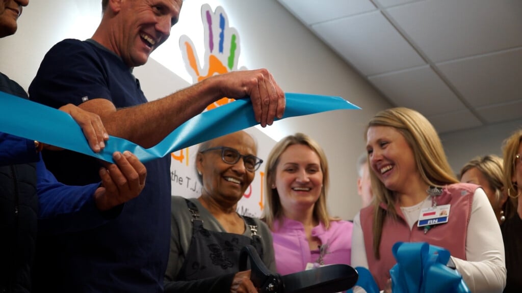 Vo00 00 02 12still001