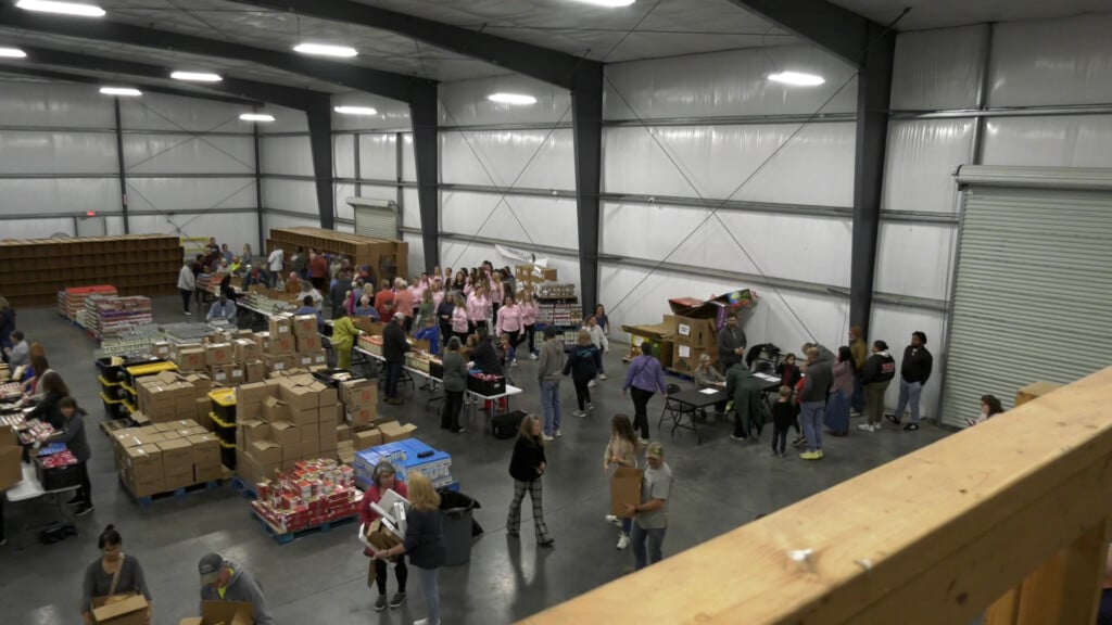 House On The Hill Food Packing Vo00 00 05 00still001