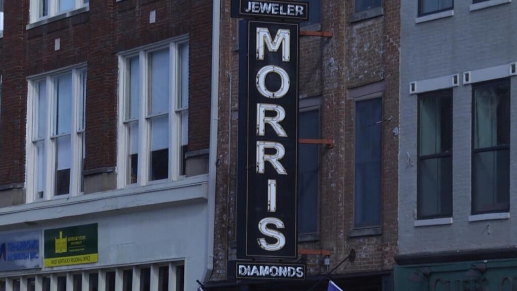 downtown bowling green