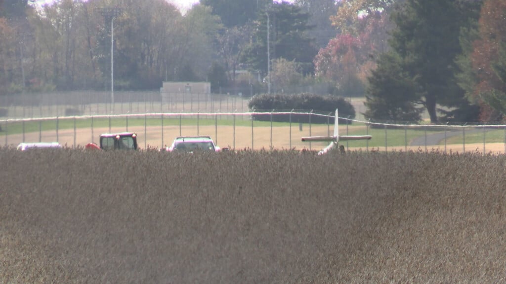 Bg Plane Crash Vo 11 14 25mp400 00 47 01still001