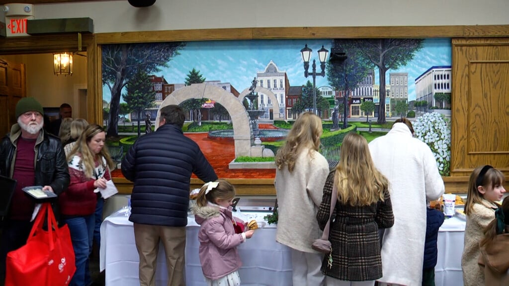 Christmas On College Street Article Img