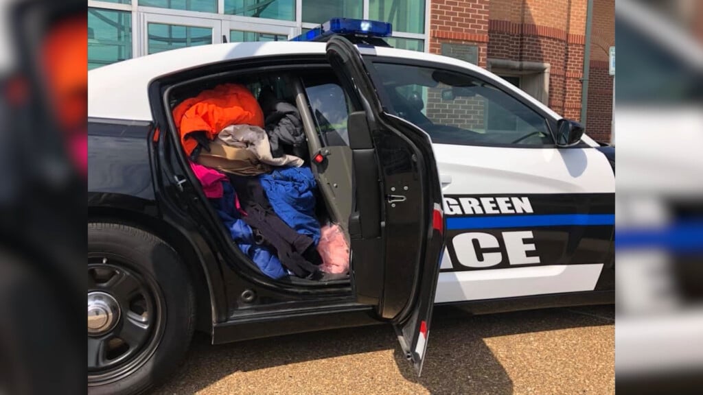 Jacket And Food Drive 2025 Vo00 00 41 16still001