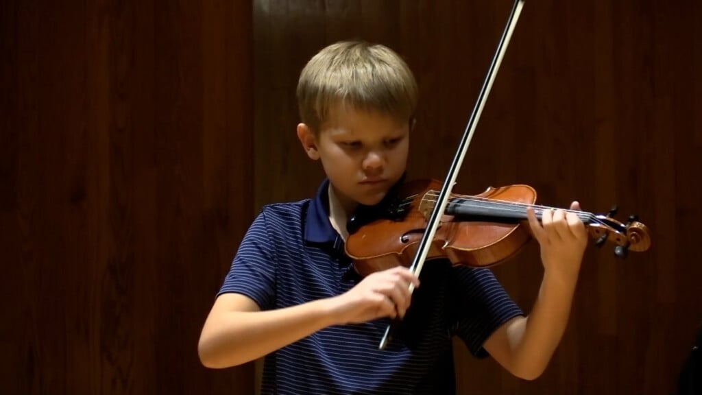 Wku String Academy Pkg00 00 09 04still001