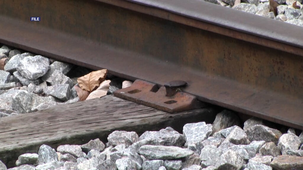 Beshear Railways Vo00 00 00 00still001