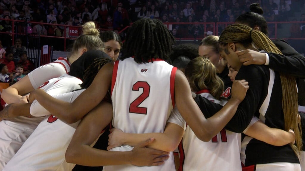 Wku Wbb Cover Pic