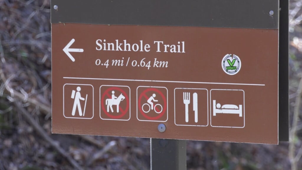 Mammoth Cave Feedback Pkg00 00 38 26still001