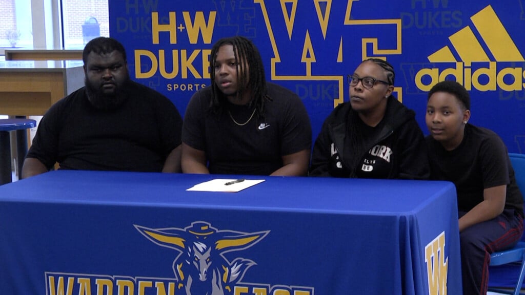 Barnett Signing Cover Pic