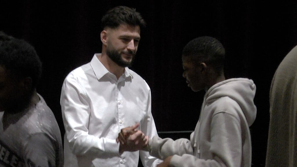 Mujcic New Bg Soccer Coach Cover Pic