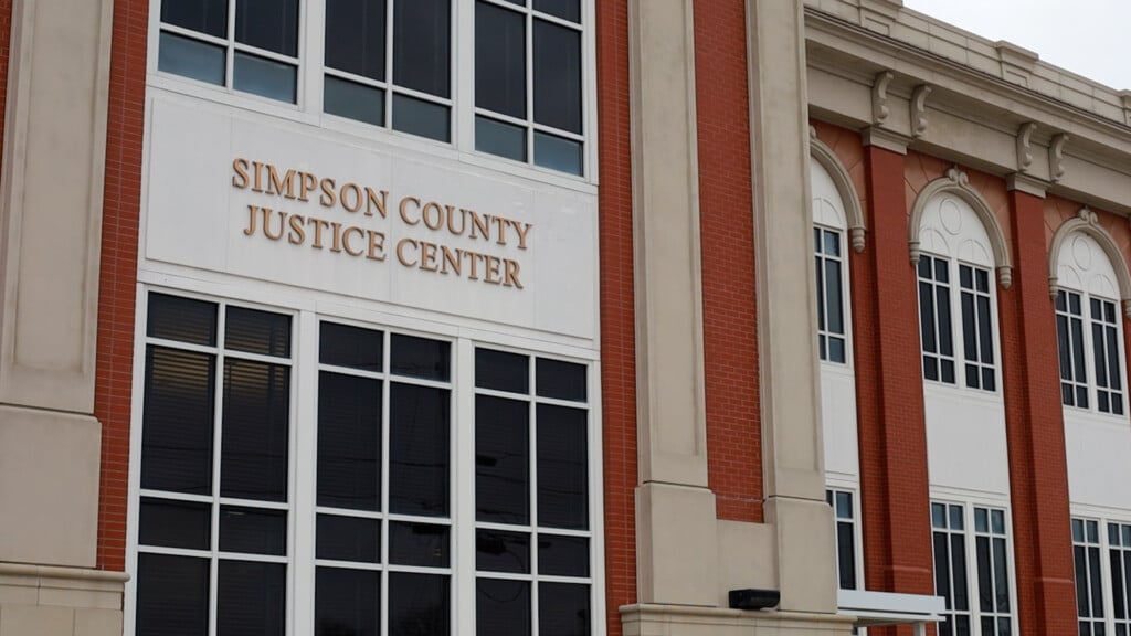 Pkg00 02 44 02still001