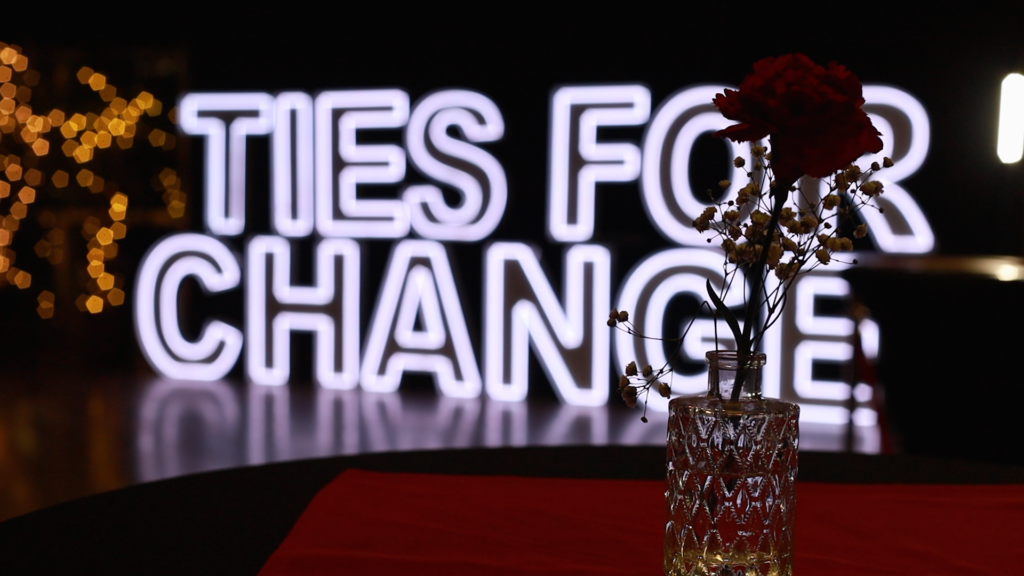 Pkg00 00 07 08still001