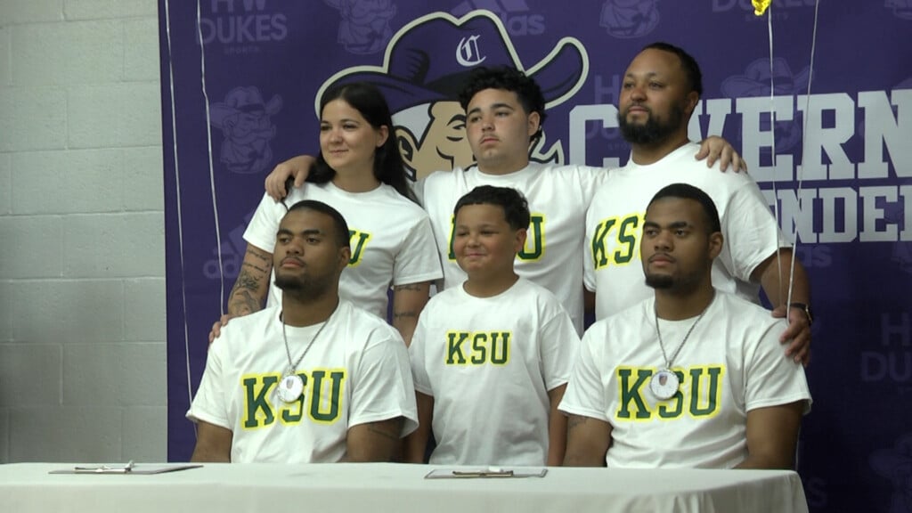 Martin Twins Signing Cover Pic