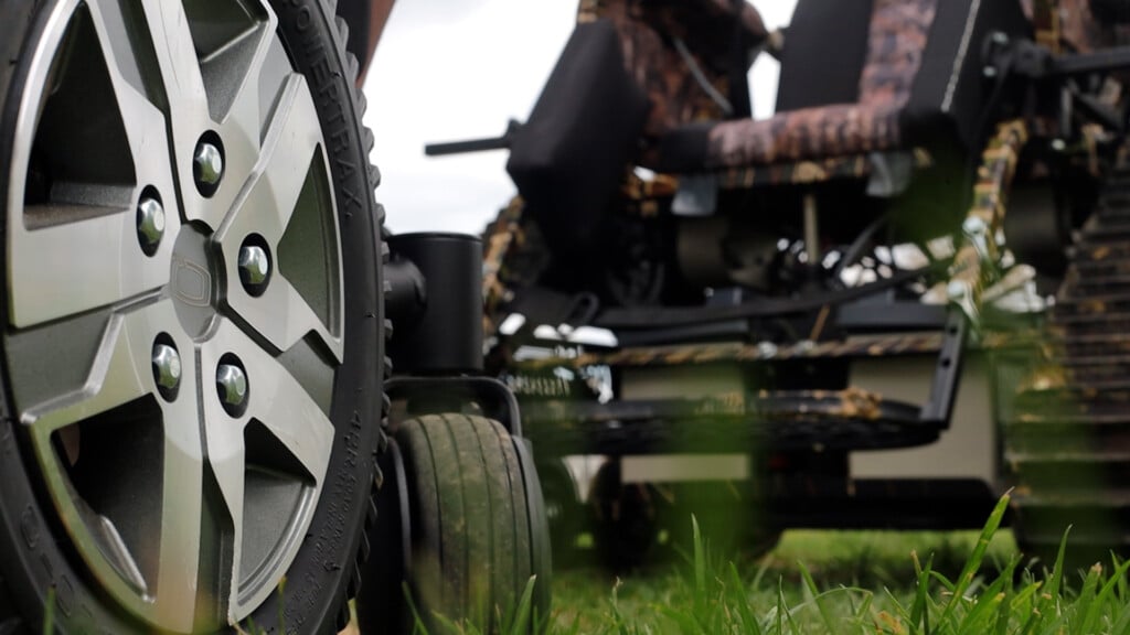 Pkg00 00 24 06still002