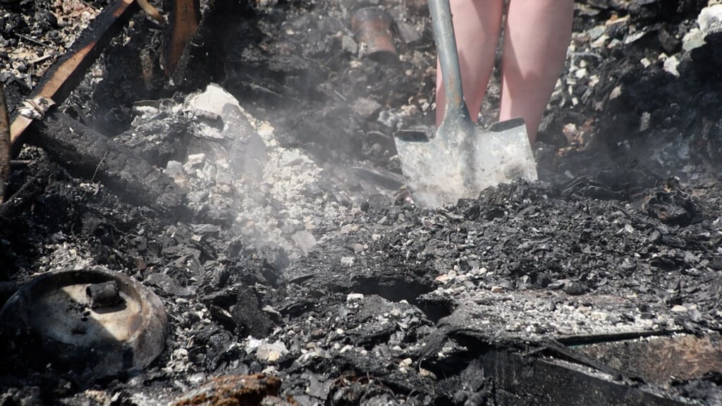 Pkg 200 00 07 08still002