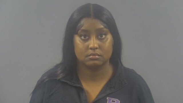 Bowling Green woman charged with wanton endangerment - WNKY News 40 ...