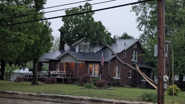 Tree falls on house during storm, Christian County man injured - WNKY ...