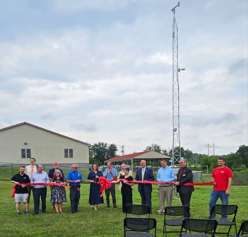 Lndn Ribboncutting