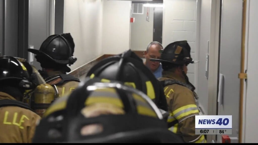 South Central Kentucky Firefighters Complete The Nashville Memorial Stair Climb