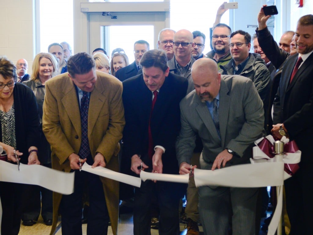 Ashland Ribbon Cutting