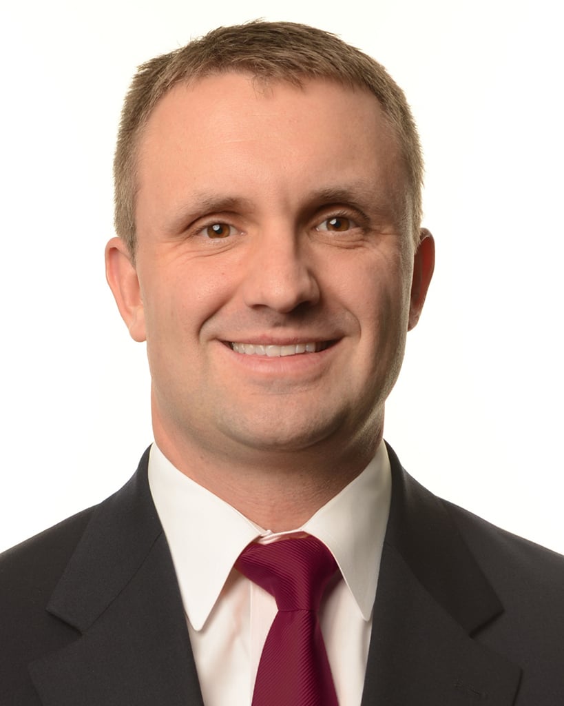 Mark Elder headshot