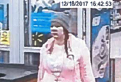 Woman accused of shopping with a stolen credit card in Boyd County