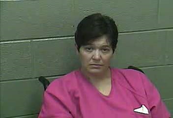 Courtney Taylor accused of shooting and killing her husband and two teenaged daughters in their Whitley County home on 1-13-17.