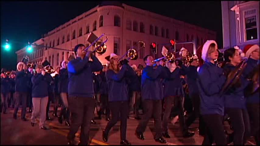 Maysville Ky Christmas Parade 2022 2021 Christmas Tree Lightings, Parades Around Central Kentucky - Abc 36 News