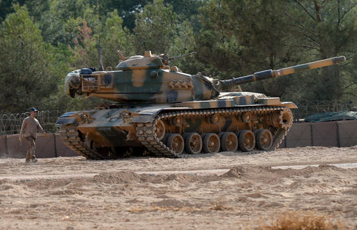 A Turkish tank stationed near the Syrian border