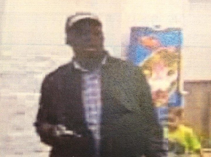 Georgetown Police ask public to help identify man in fraudulent use of credit card complaint