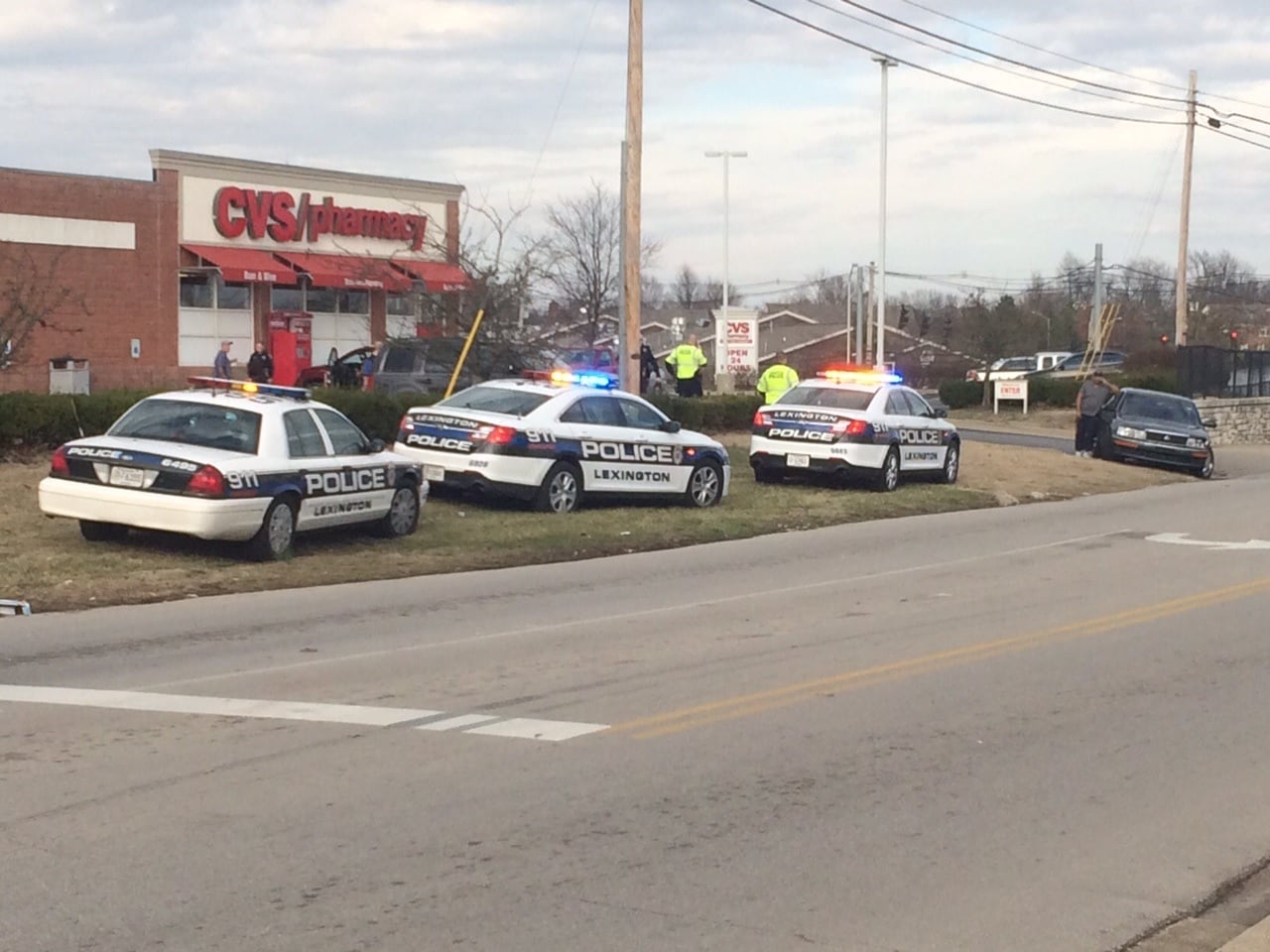 Lexington Police: Pedestrian hit by vehicle on Old Todd's Road - WTVQ