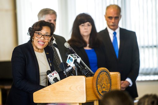Flint Mayor Karen Weaver speaks during a press conference
