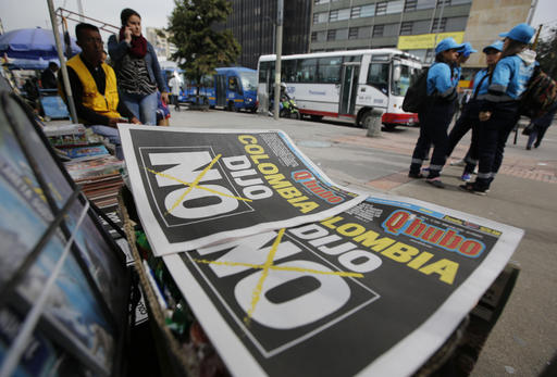 Newspapers headlines read in Spanish; "Colombia said No"