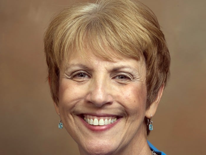 Dr. Dorie Combs
