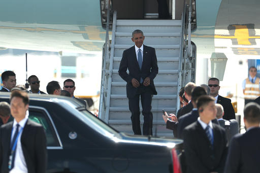 U.S. President Barack Obama arrives on Air Force One at the Hangzhou Xiaoshan International Airport