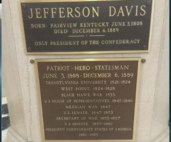 Plaque from Jefferson Davis statue was removed from Capitol in Frankfort.