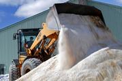 Lexington road crews treating roads