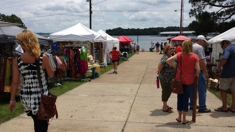 The Arts and Crafts Festival at Kentucky Dam Village