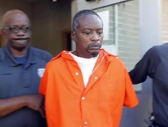 Robert Earl Sanders pleads guilty to killing two Catholic nuns from Kentucky.