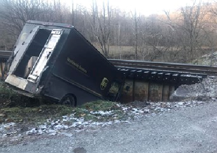 ups truck crash