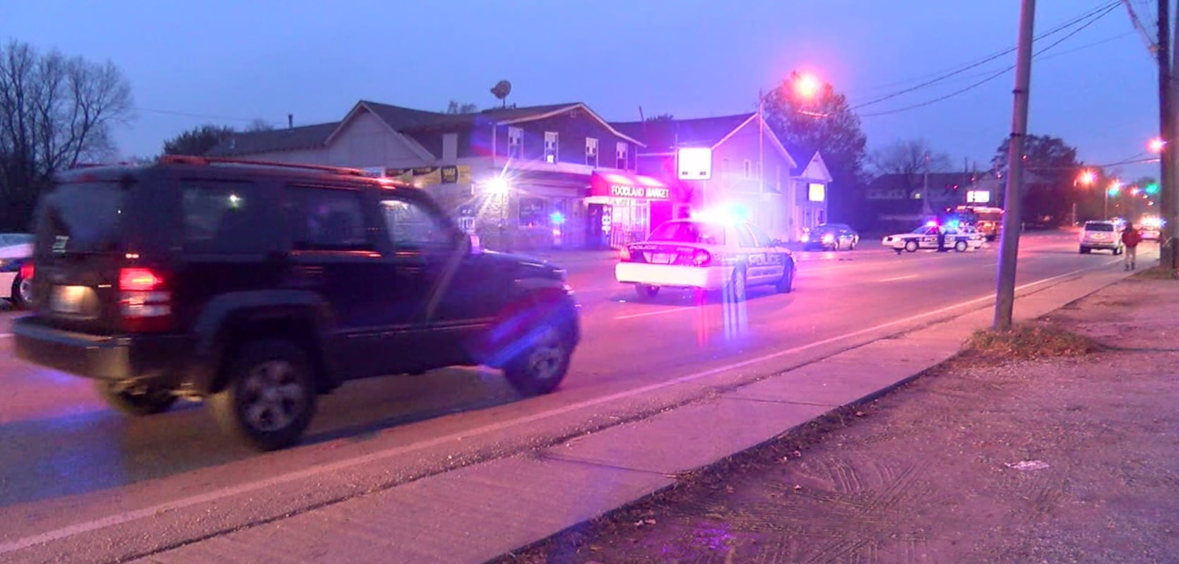 UPDATE: Pedestrian hit by car in Lexington dies - WTVQ