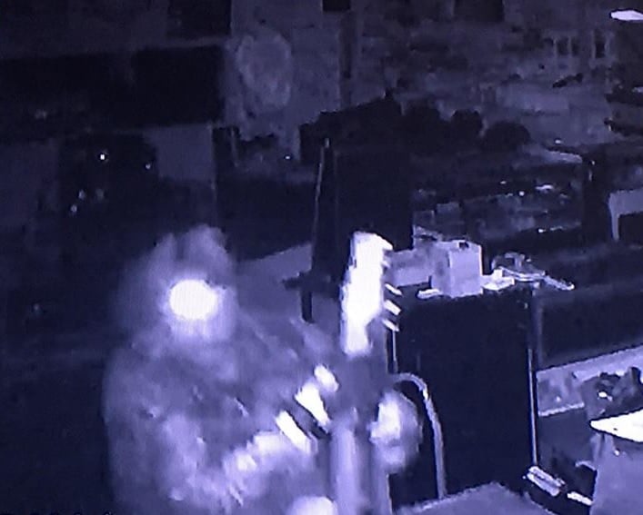 Pulaski County burglary at Tony's Knives and Collectibles.