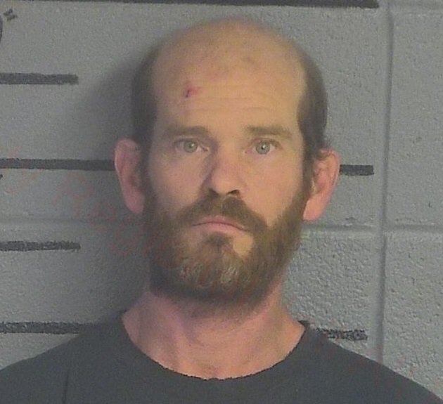 Tennessee man accused of traveling to Kentucky to have sex with teen in Adair County.